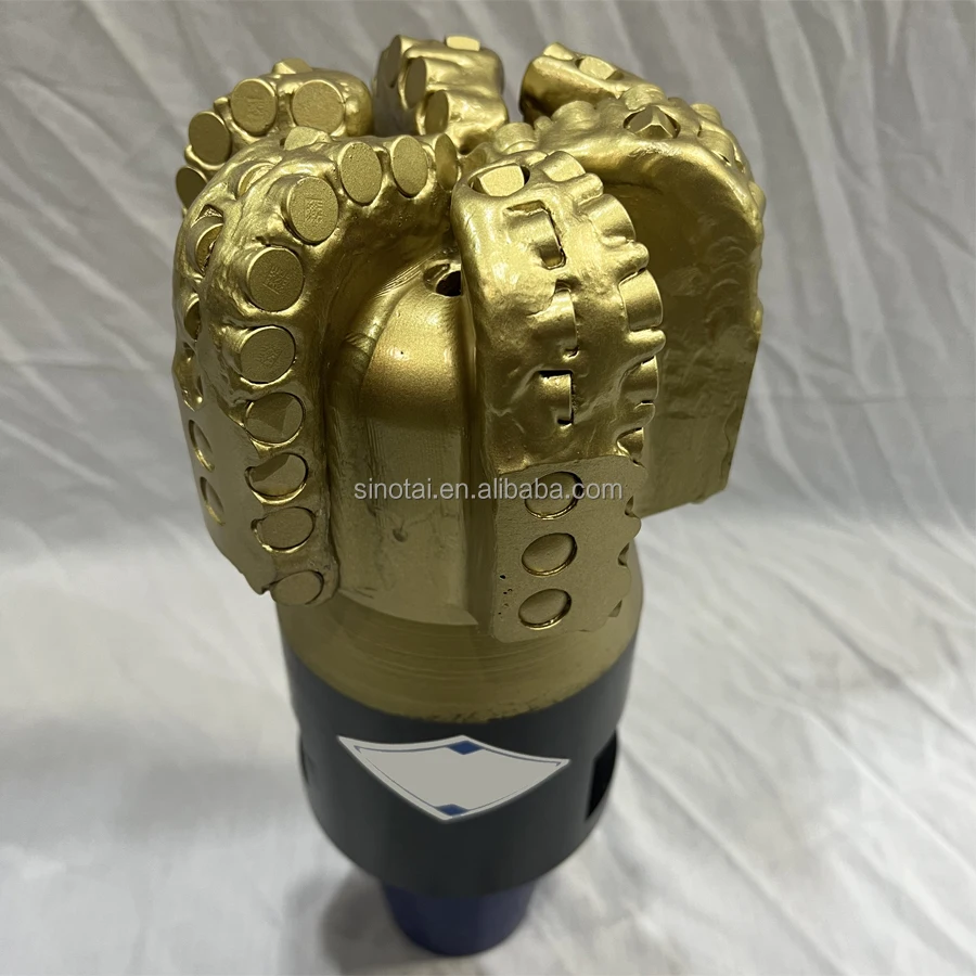 new design wholesale drag bit 120mm with 5 alas  pdc drill bit   5 1/2 inch scrap Vietnam for oil drilling