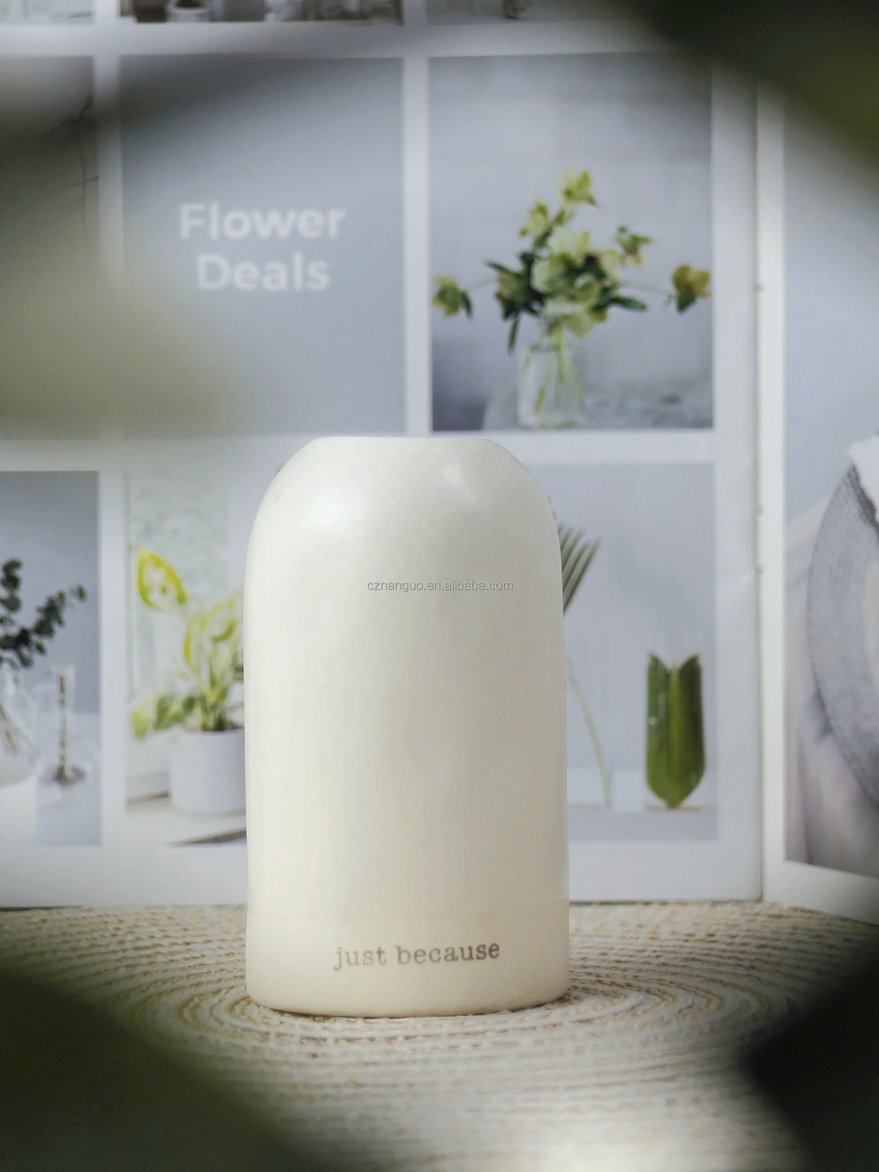 Nordic Style Ceramic Glazed Bud Vase Modern Luxury Flower Vase for Home Hotel Decor Vintage Design Inspired by Chinese Style