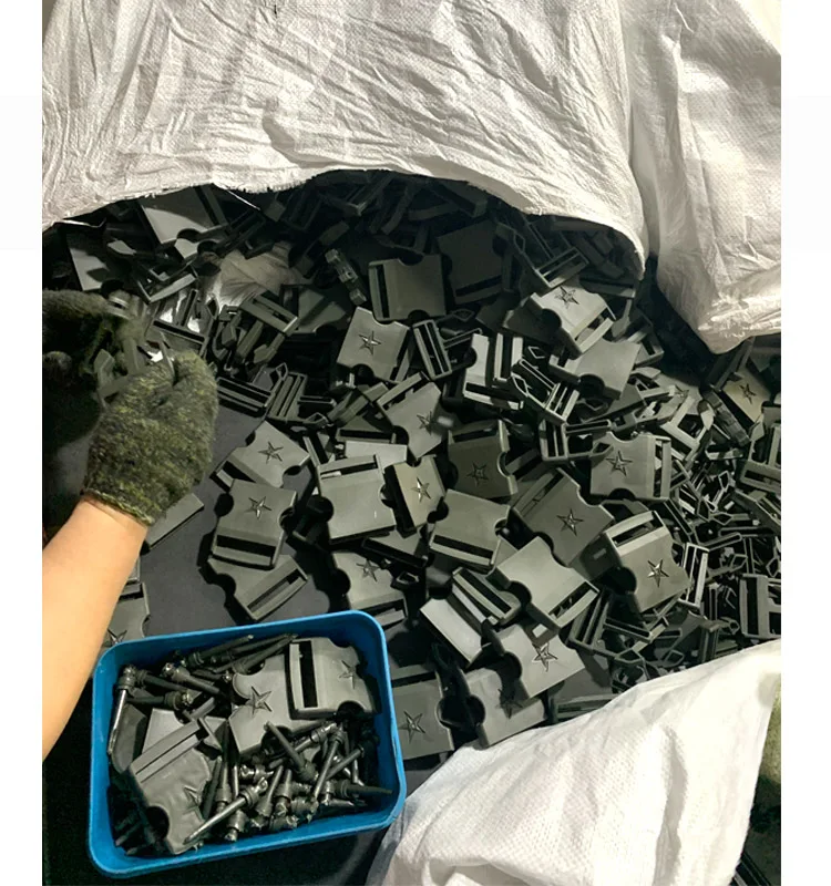 Child Seat Safety Buckle Plastic Strap Child Swing Buckle Eco-friendly Customized ISO Plastic Clasp Quick Release Buckle 1pcs