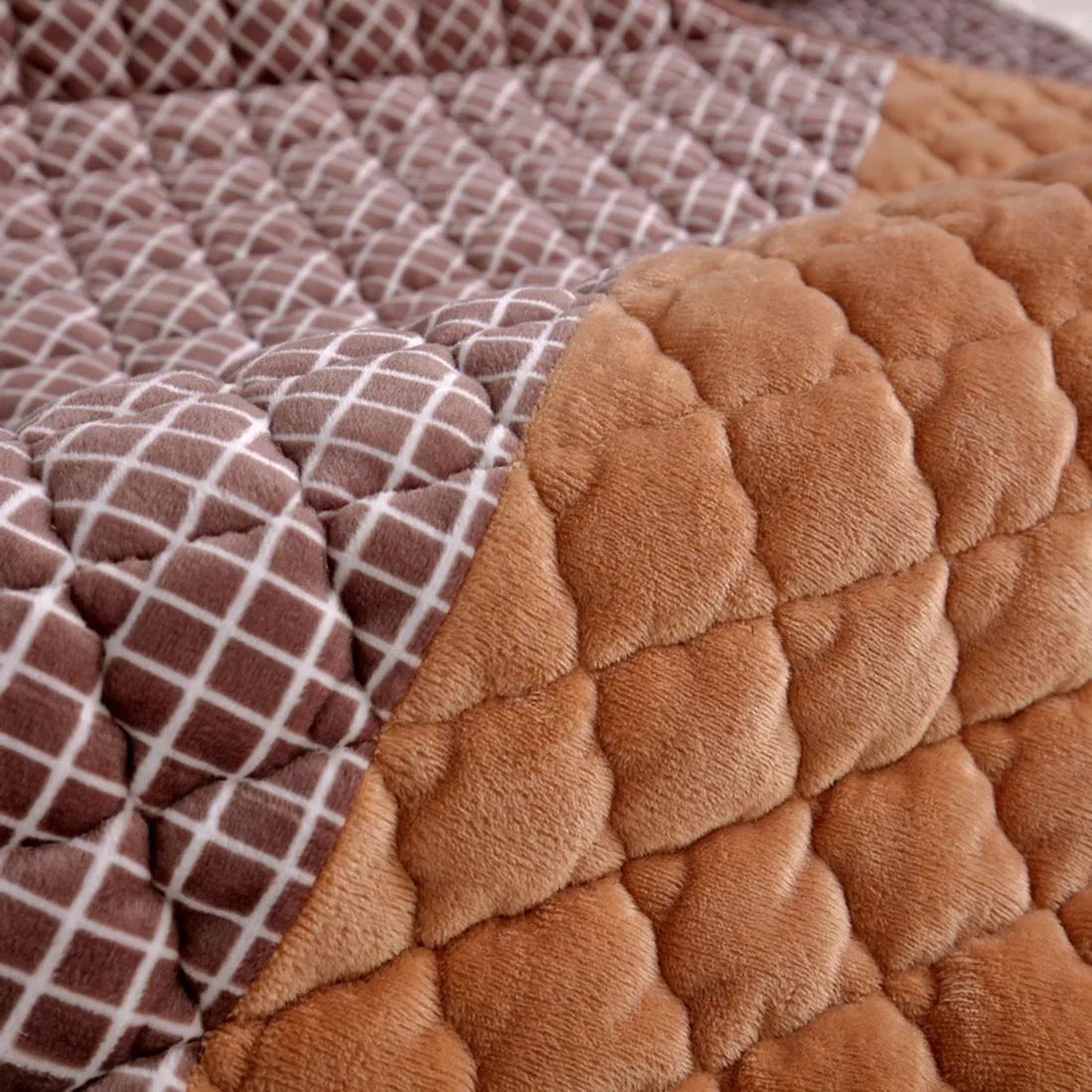 High Quality Waterproof Stretch Sofa Cover Flannel Polyester Fiber Cover Set for Living Room Bedroom