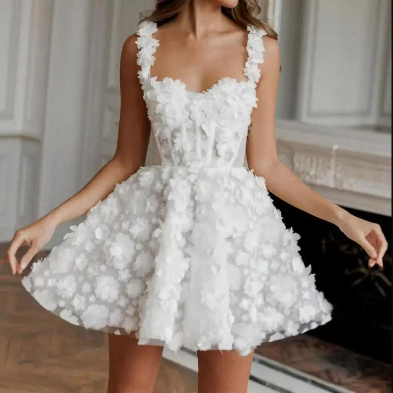 2024 Short Wedding Dresses 3D Floral Appliques Mini Short A-Line Wedding Dresses Spaghetti Straps Corset Back Boho Bridal Gowns