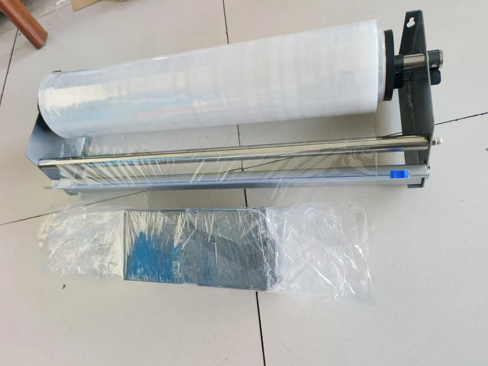 Good Quality Manual Stretch Film Dispenser For Pallet Wrapping