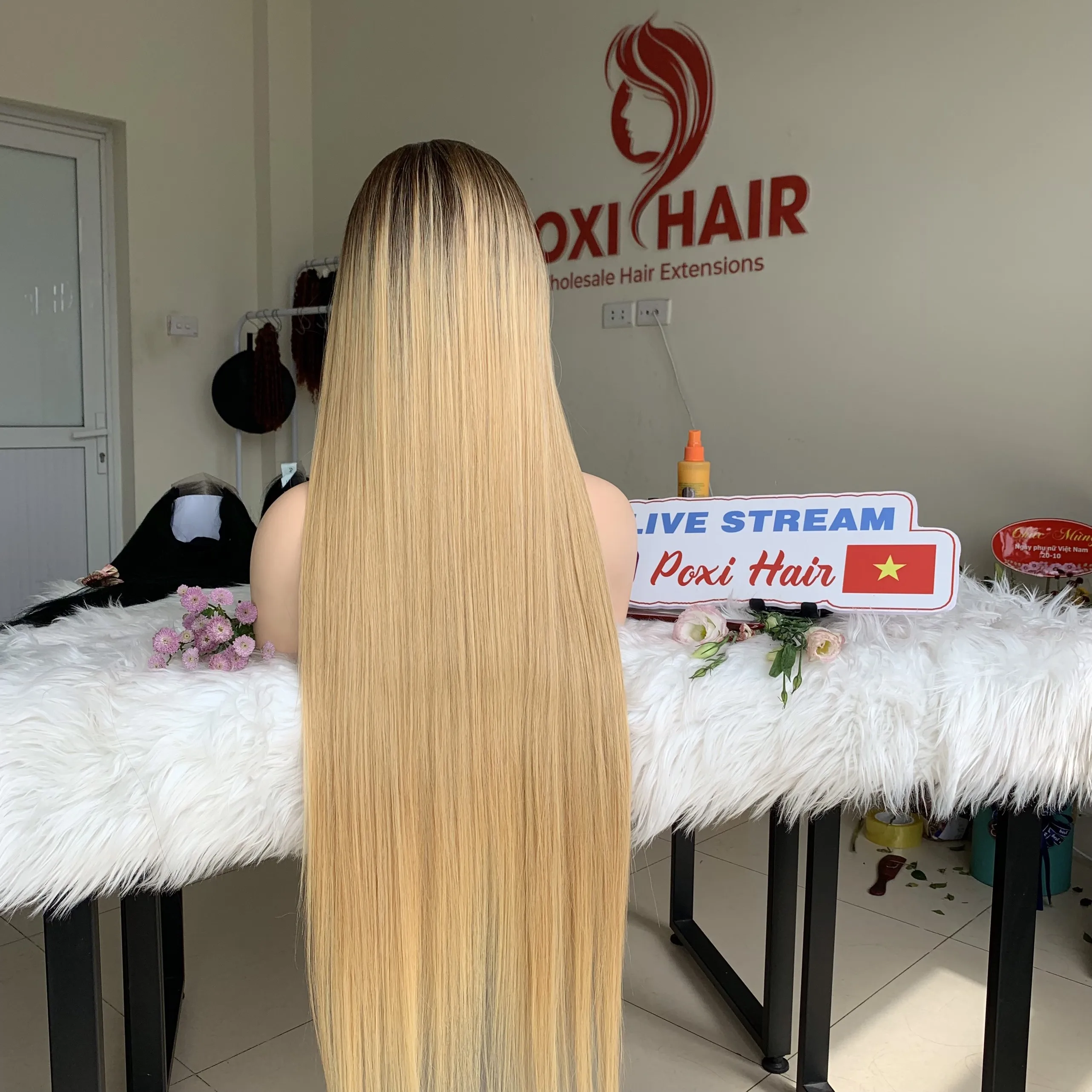 Ombre Blonde Color Bone Straight Wig Weft Hair Extensions human hair wigs 100% Human Hair Vendors Made In Vietnam