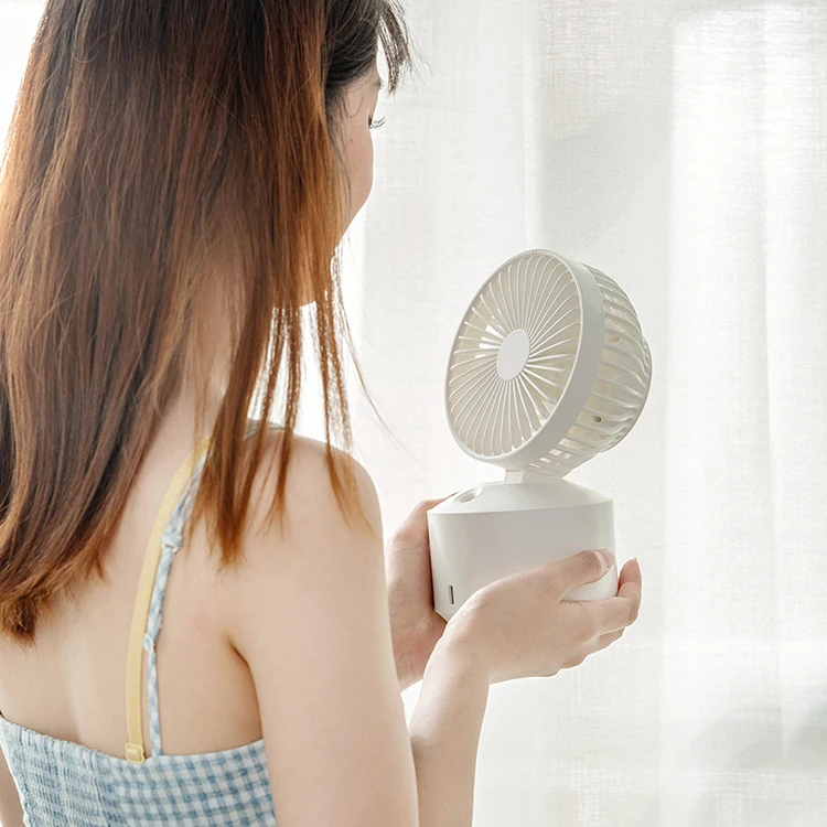 CYNRIN New Design Mist Humidifier With Electric Water Spray Mini Fan