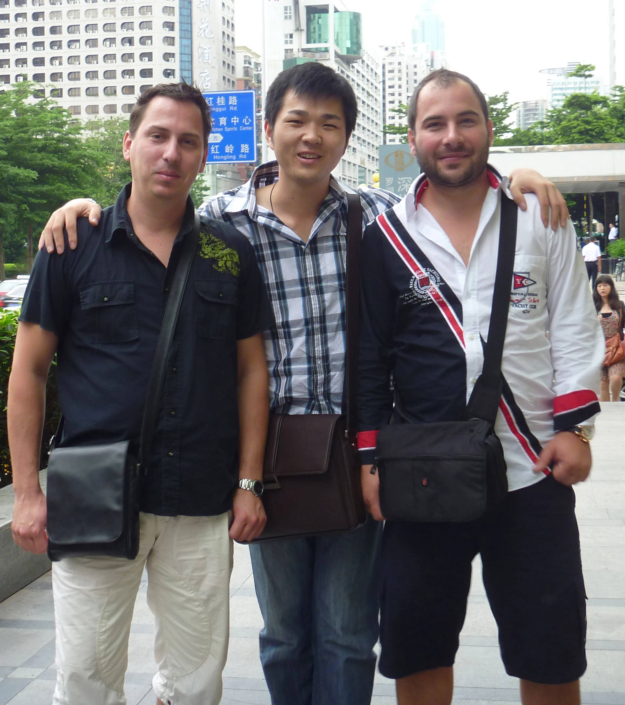 
China Shenzhen Yiwu Guangzhou FBA 1688 Taobao Alibaba Product Cosmetic Sourcing and Shipping Professional Agent since 2008 