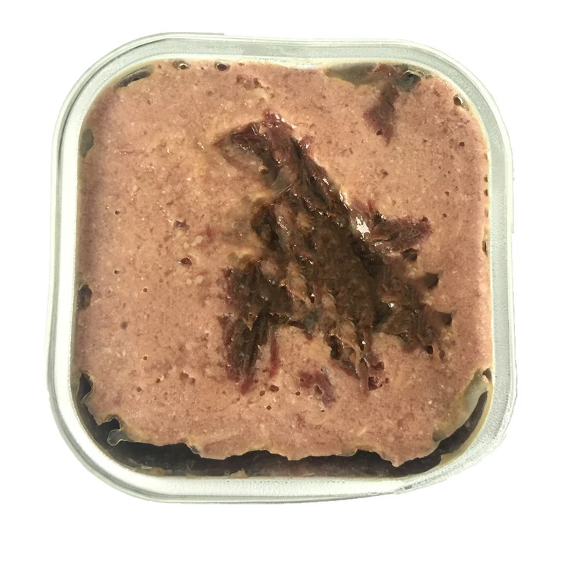 Влажные консервированные продукты для кормления собак и кошек от производителя