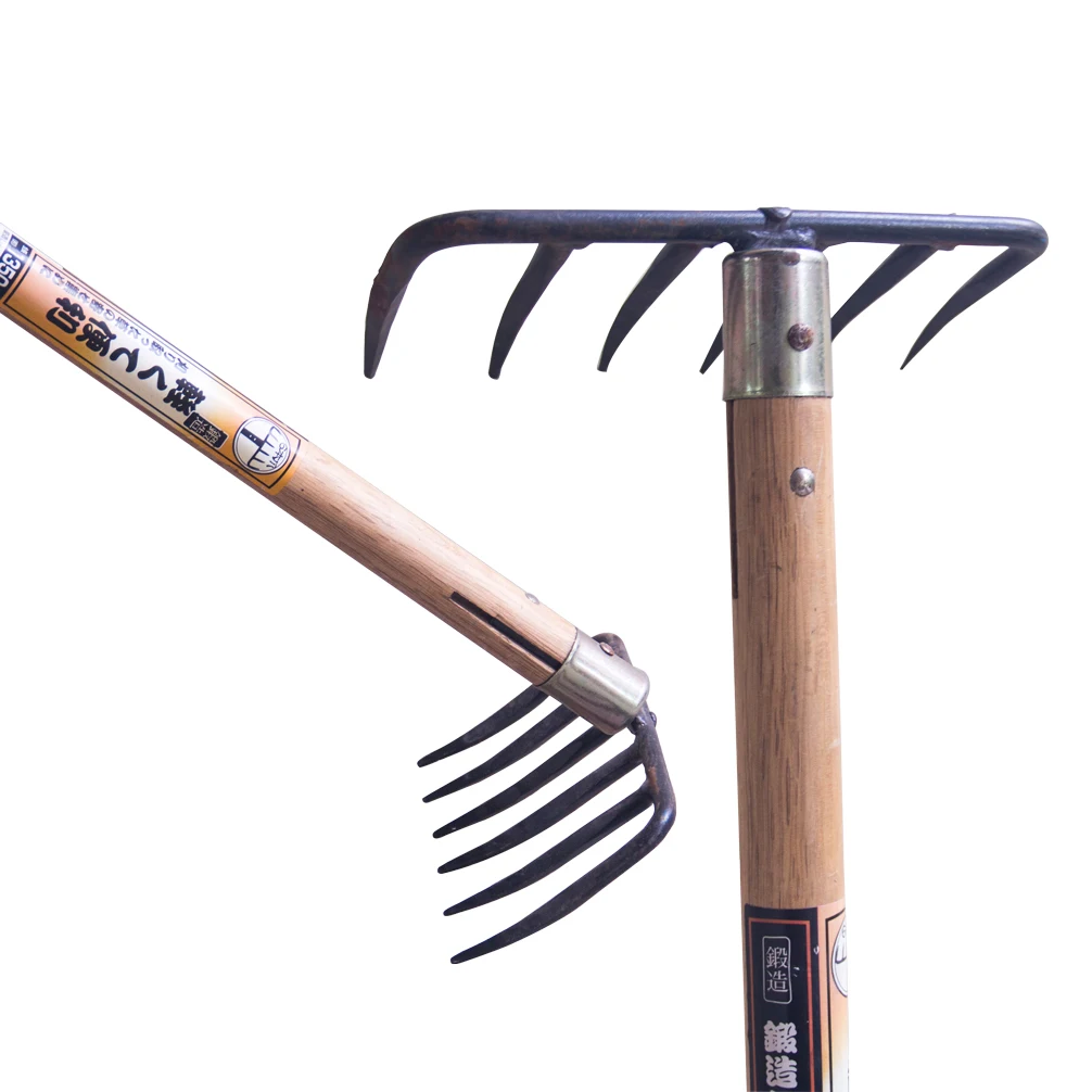 Chinese steel straw Sand Park rake with wooden handle imported from China