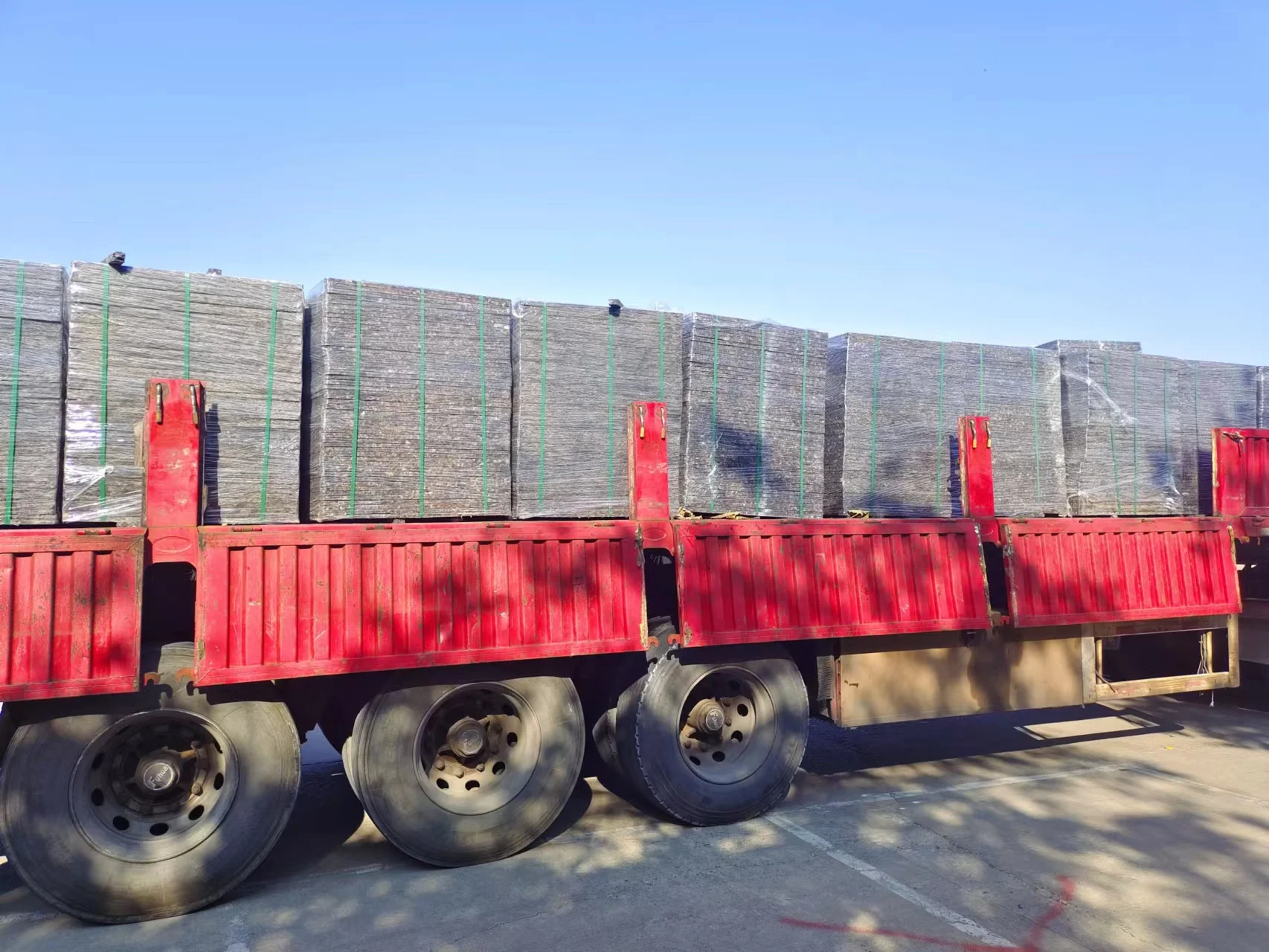 Cheap Plastic Glass GMT Fiber Pallet Wooden Pallets Customized Size For Brick Making Machine