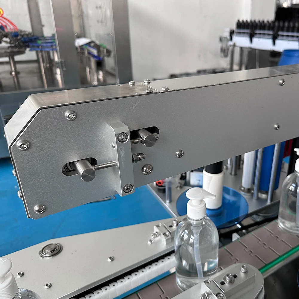 Automatic Flat Bottle Square Bottle Conical Bottle Double Sided Adhesive Labeling Machine