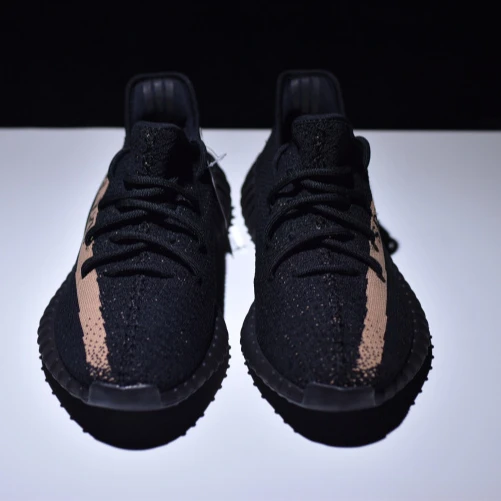
Yeeyz 350 V2 Beluga Blue Tint Semi Frozen Yellow Cream White Bred Zebra Black Red Sport Mens Shoes Yezze Copper Sneakers 
