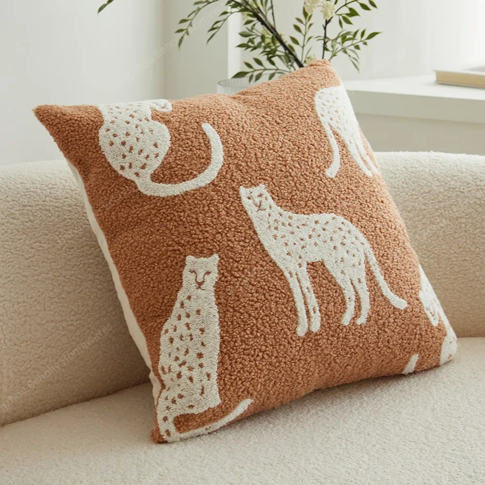 Custom Teddy Fleece Fabric 18x18inch Pillows Cover Embroidered Cushion Cover