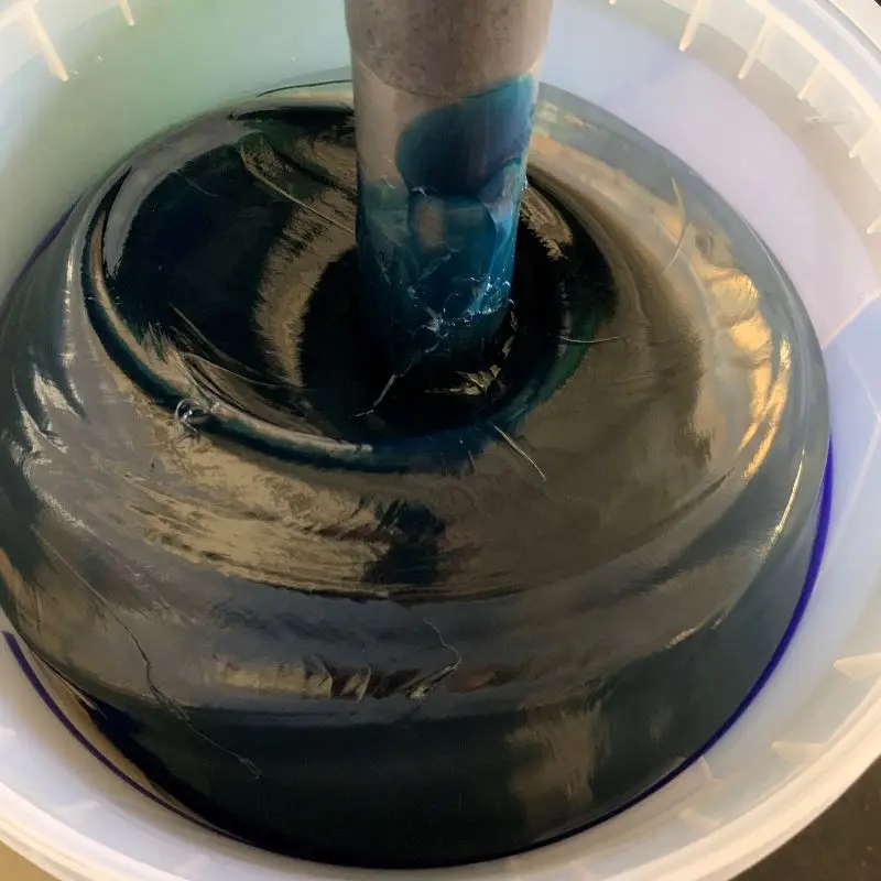 High temperature resistant blue lithium complex grease