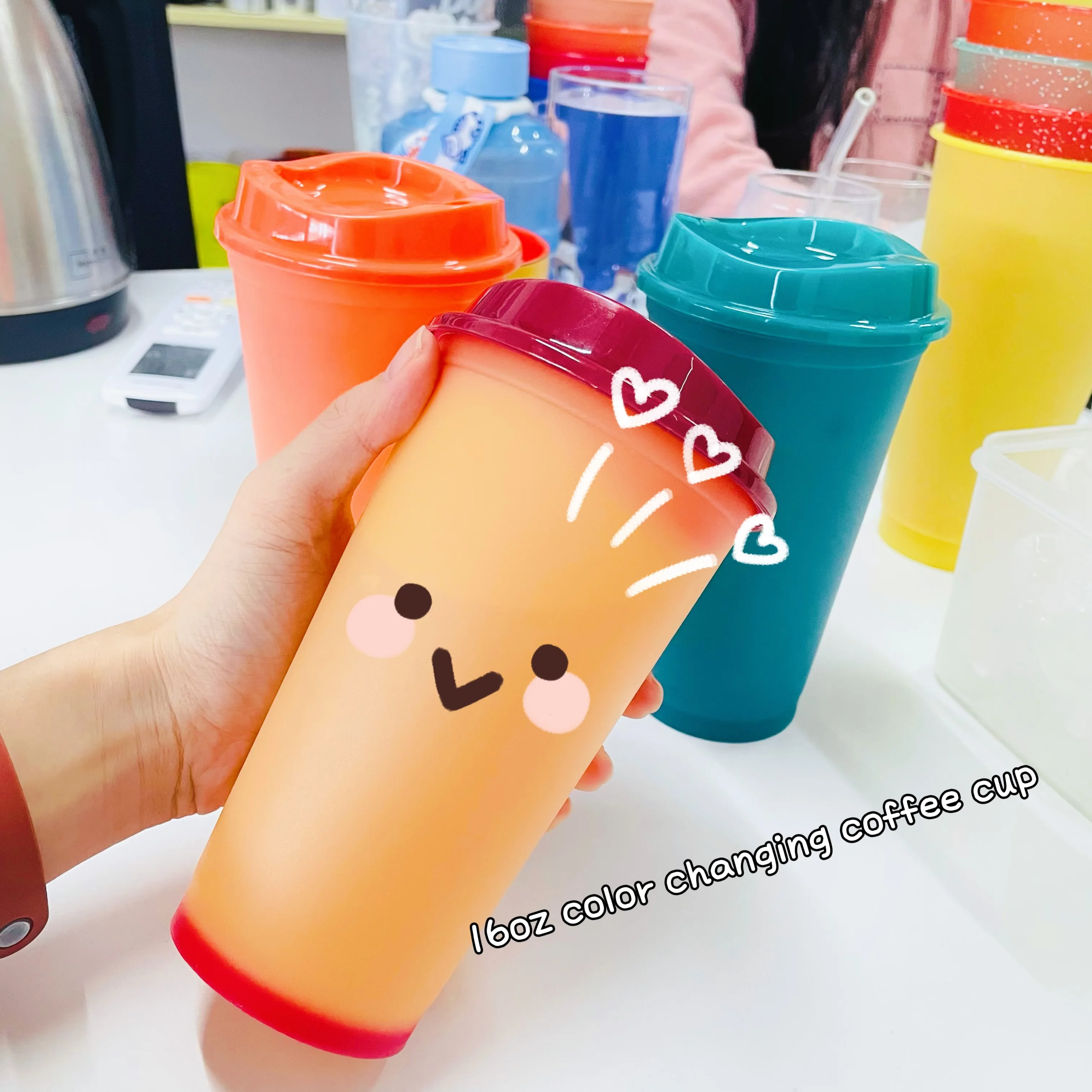 Eco Friendly Hot 16Oz Color Change Travel Pp Custom Plastic Mug Reusable Coffee Cup With Lids