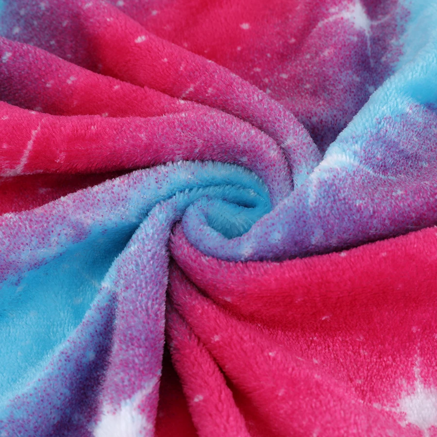 China Hot Sale Knitted 100% Polyester Suoer Soft Washable Reusable Jacquard Coral Fleece Fabric