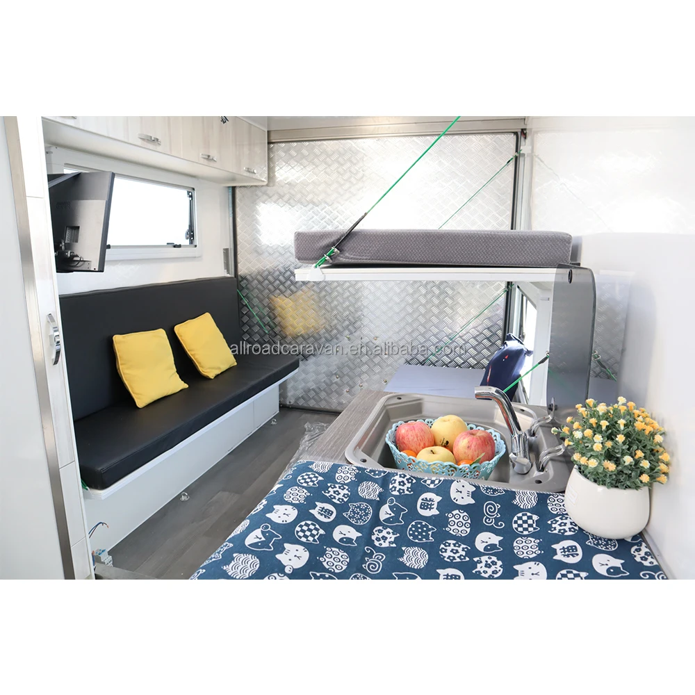 Hot selling 4X4 caravan offroad camper trailers caravan made in China