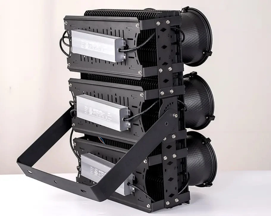 High-power LED Stadium Lights 1000W LED tower hanging project lighting COB spotlight 6500k IP67 outdoor waterproof flood light
