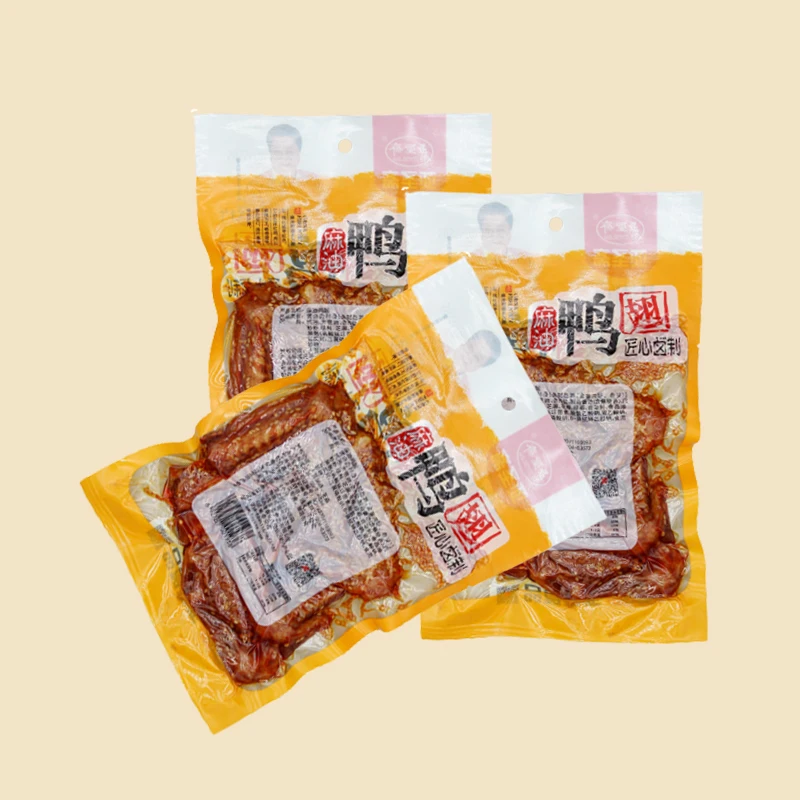 Приготовленные и готовые к употреблению вакуумная упаковка сушеные тушеные утиные крылышки