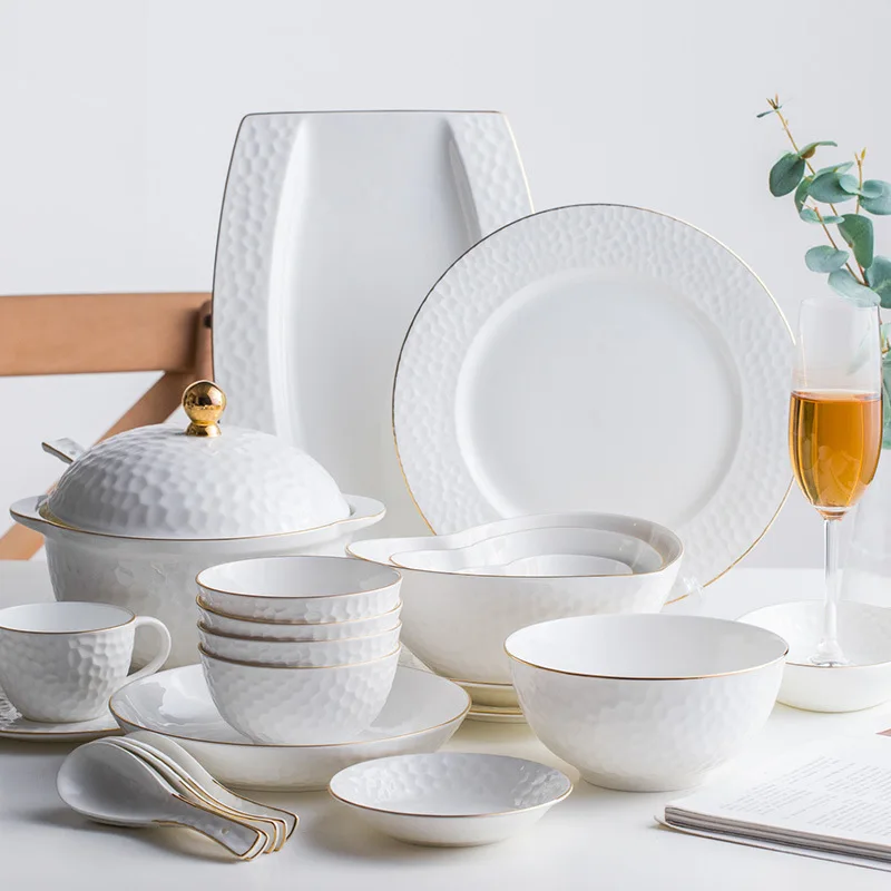 High Quality Bone China White and Emboss Dinner Set with Gold Rim