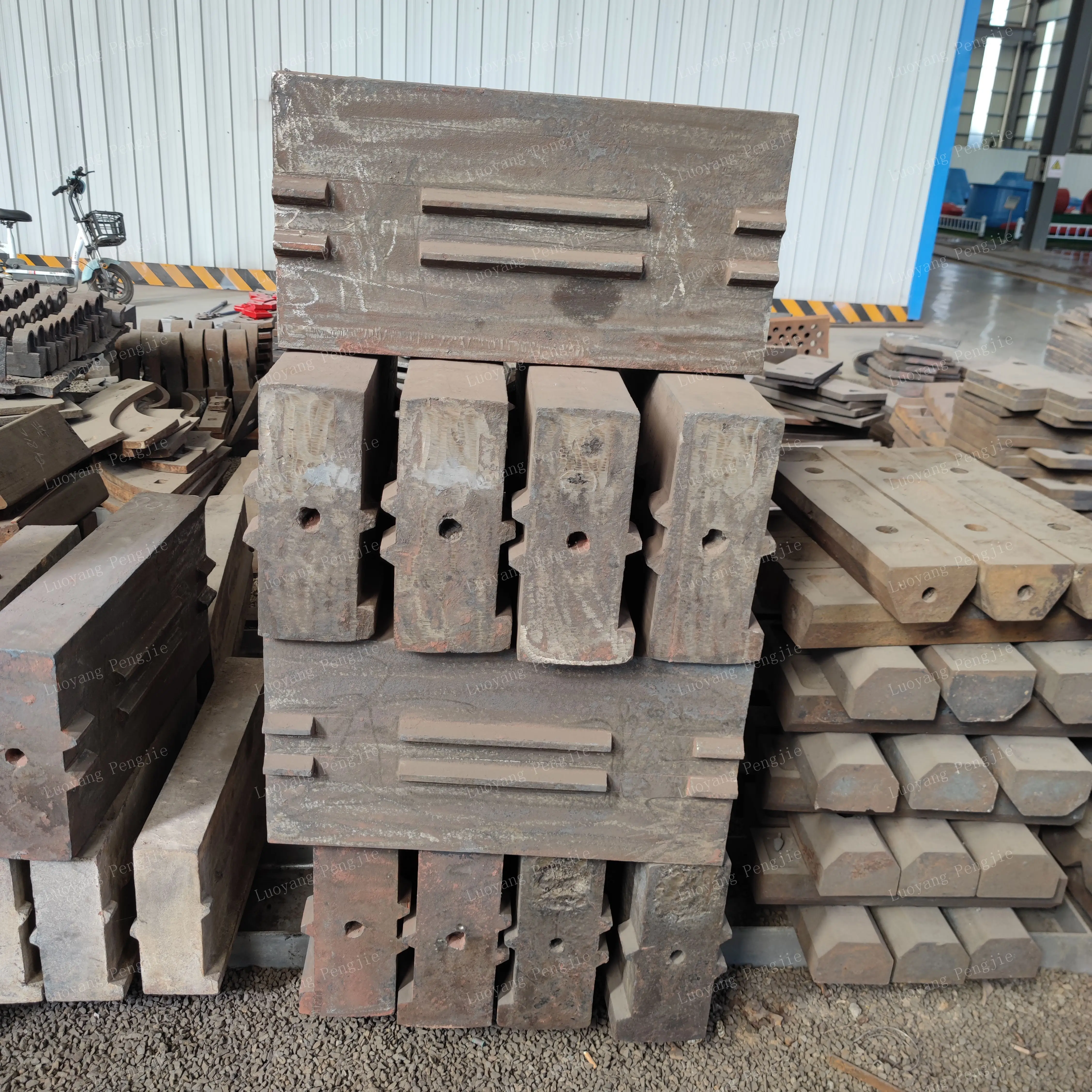 High Chrome Steel   Martensitic Steel  Plate Hammer Blow Bar for Impact Crusher