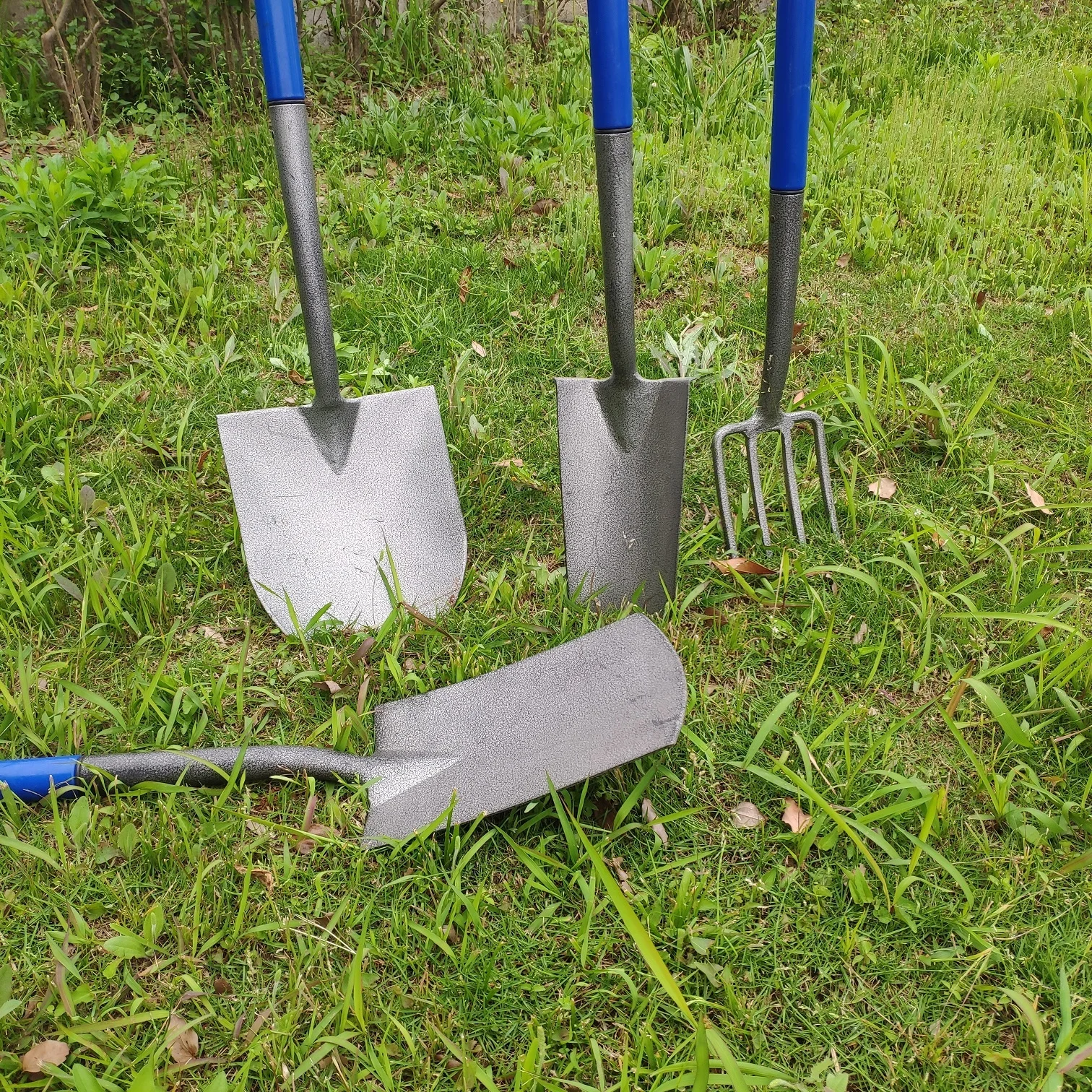 Транспортер из углеродистой стали с длинной ручкой и пластиковой ручкой