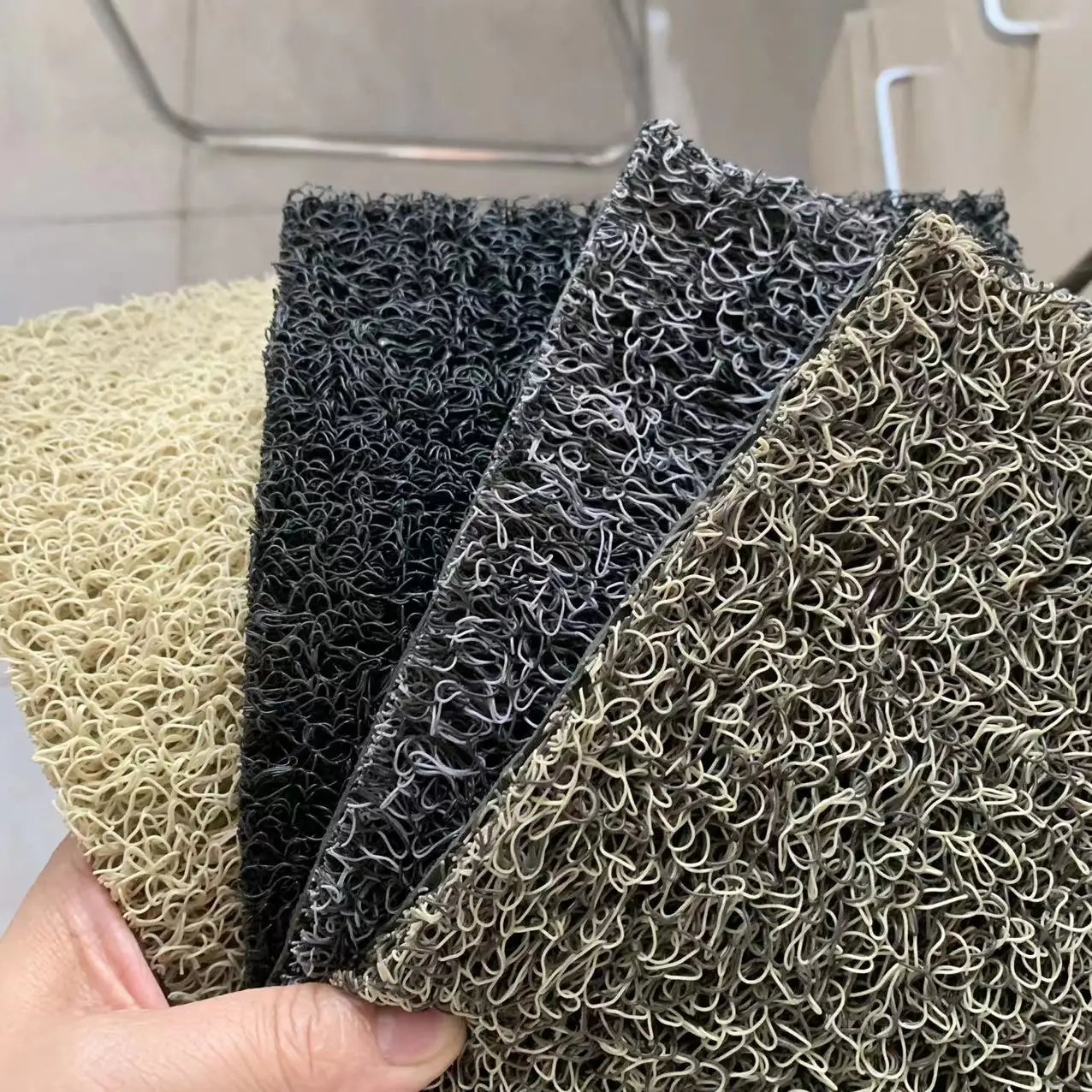 Напольный коврик для автомобиля из искусственной кожи