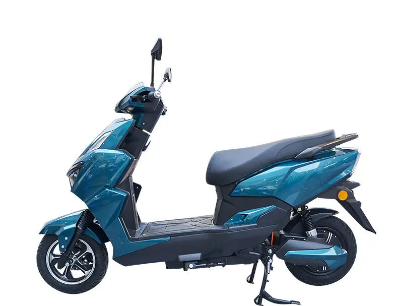 10/12 inch electric moped scooter adult 700-900W 40-50km/h speed 55-70km range ckd or skd electric motorcycle
