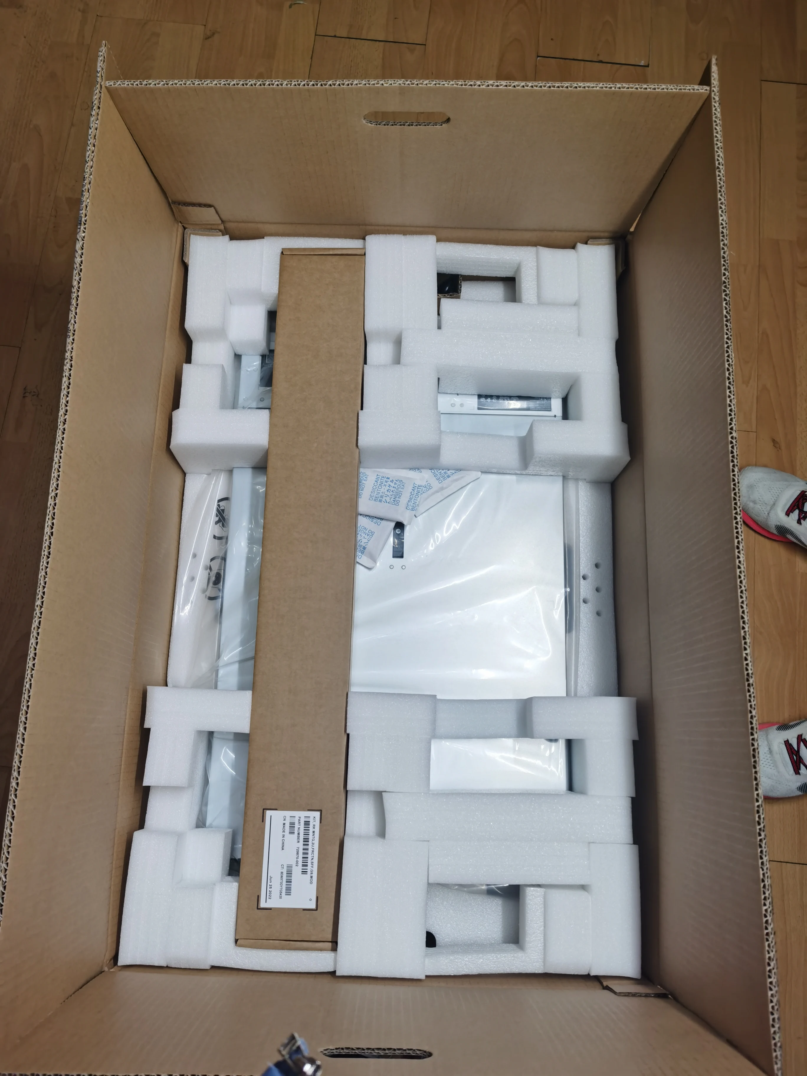 Manufacturers Direct Selling High Performance  800W 5215M 8SFF P408i-a 2.5GHz HPE ProLiant DL380 Gen10 rack server