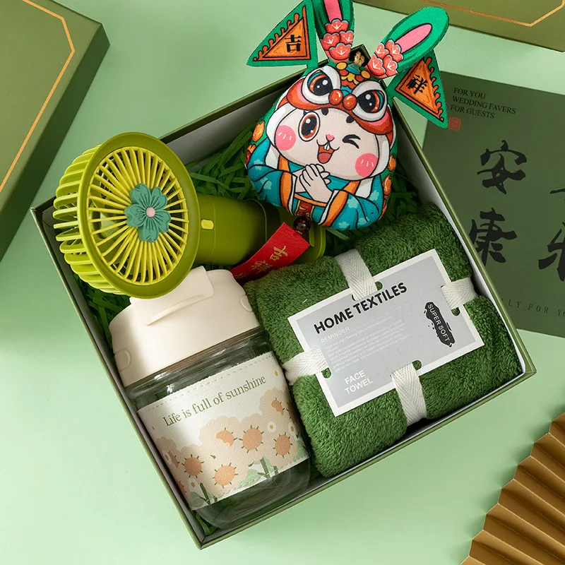 Promotional gift sets company practical gifts with umbrella thermos cup Electric fan balm business gifts custom logo box