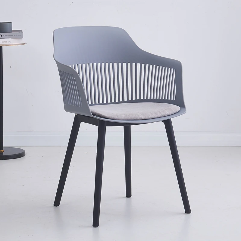 Cheap Wholesale Modern Design Coffee Shop Stackable Dine Dinning Room Dining Plastic Cafe Chair
