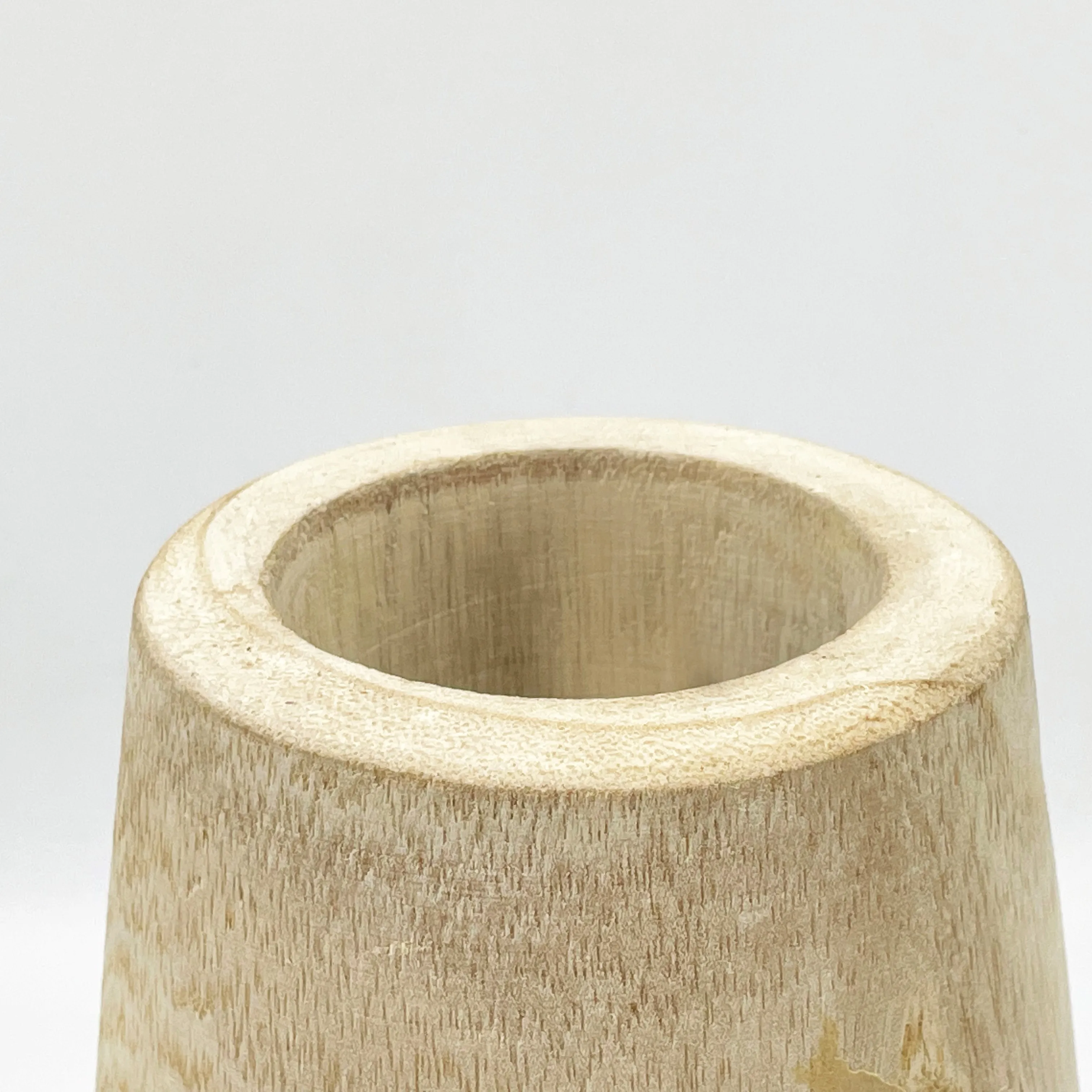 Ваза из натурального дерева