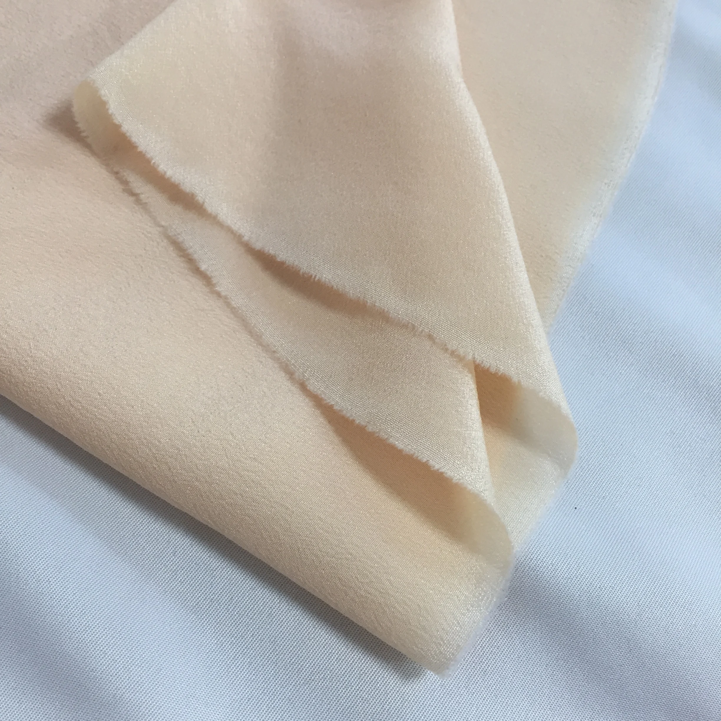 IN STOCK Habotai  Plain Colour Silk Crepe De Chine Fabric 12mm/14mm/16mm/18mm/30mm/40mm 100% Stretch Cdc/ Spandex Hot Sale