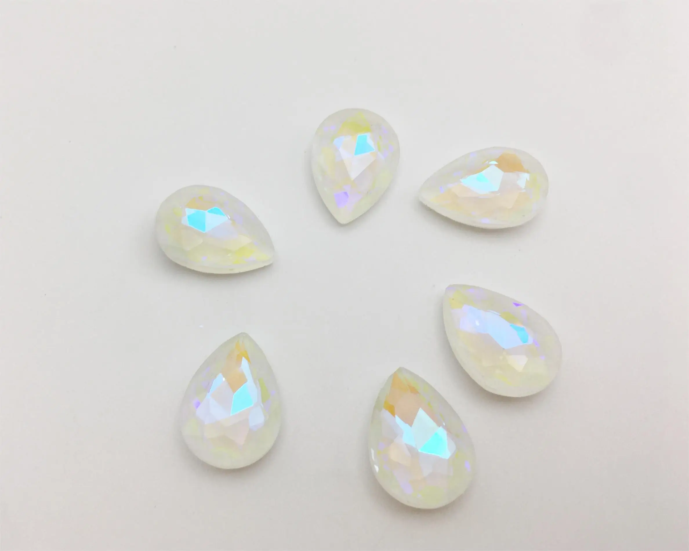 Wholesale DIY transparent glass rhinestone 18 * 25 white dot backed shoes, clothing, luggage, flower pointed bottom glue