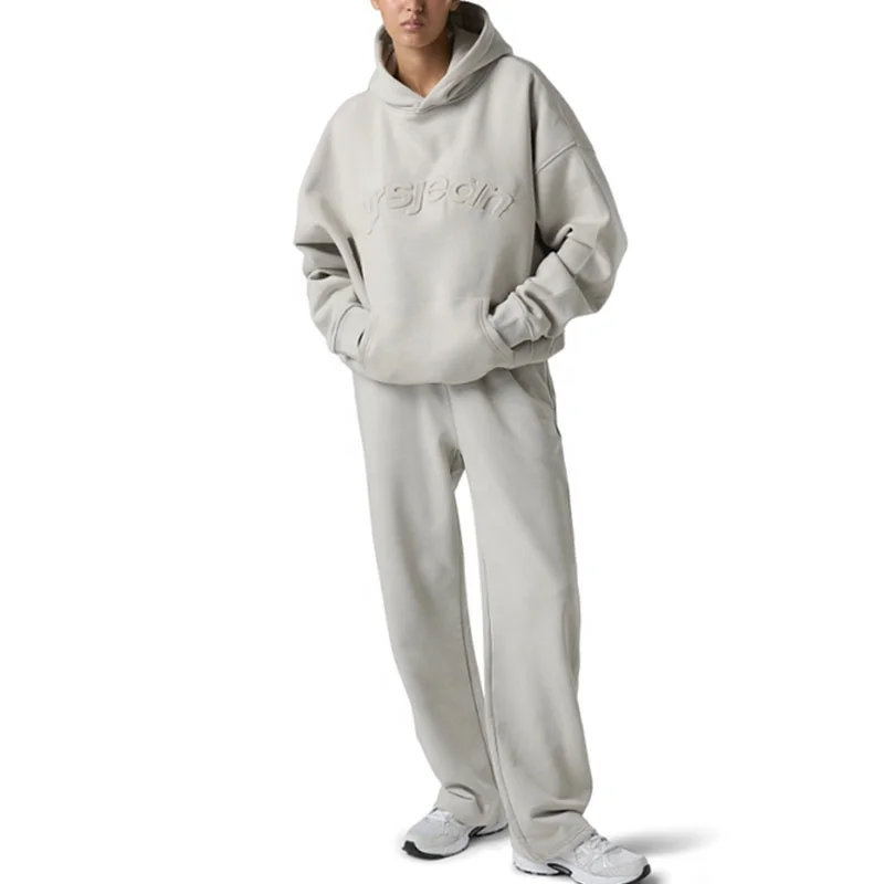 Custom sweatsuits for women sets 2 piece sweatsuit set emboss hoodie set women tracksuits