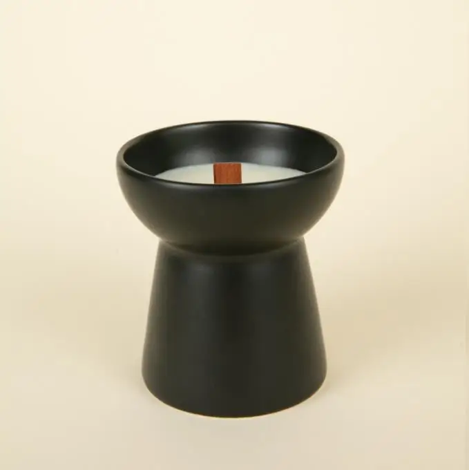 Wholesale Black Ceramic Candle Container Vessel with foot Candle Jar for scented wax Home Decoration