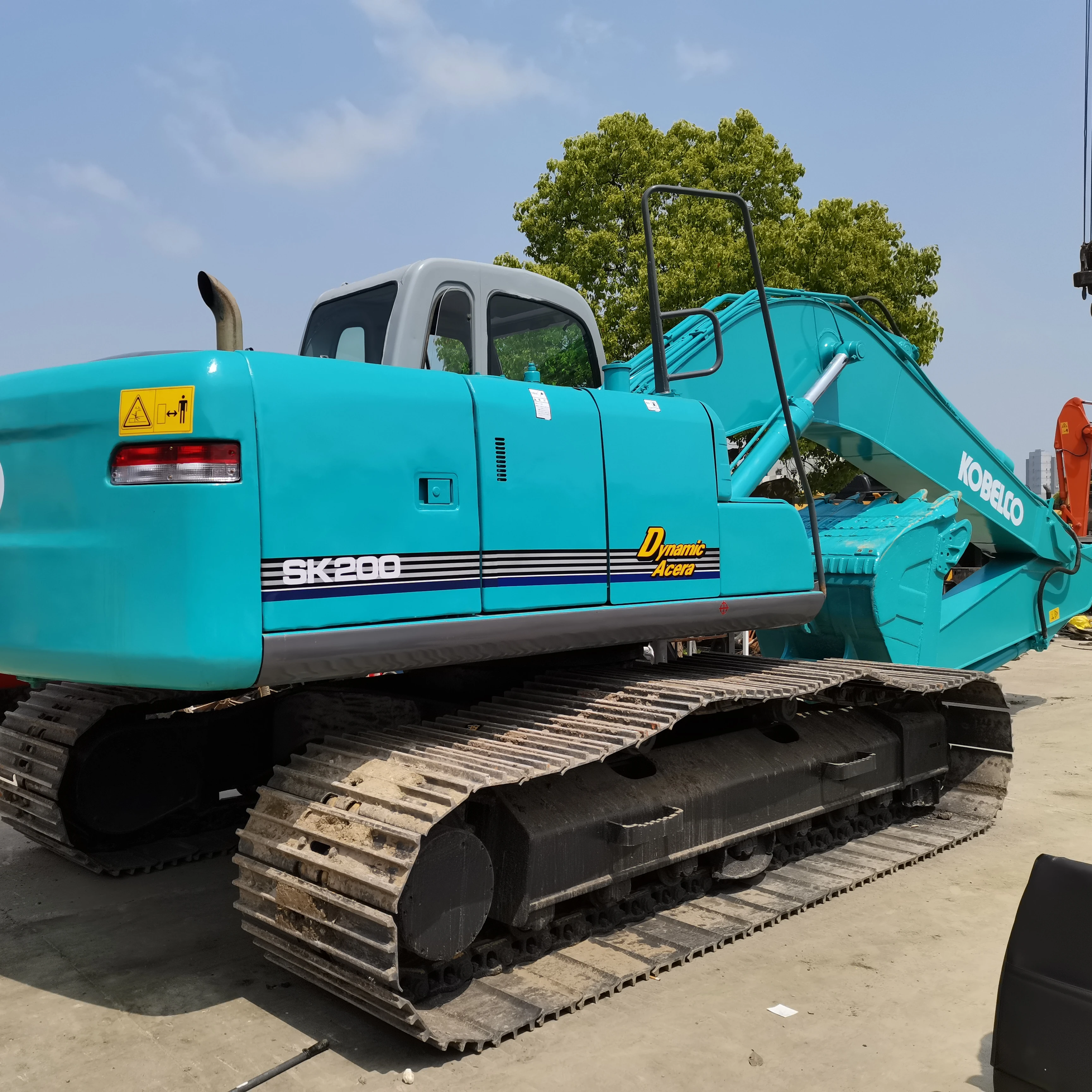 used 20ton 21tonton Excavators crawler Digger second-hand used Kobelco SK 200-6 Excavator with CE