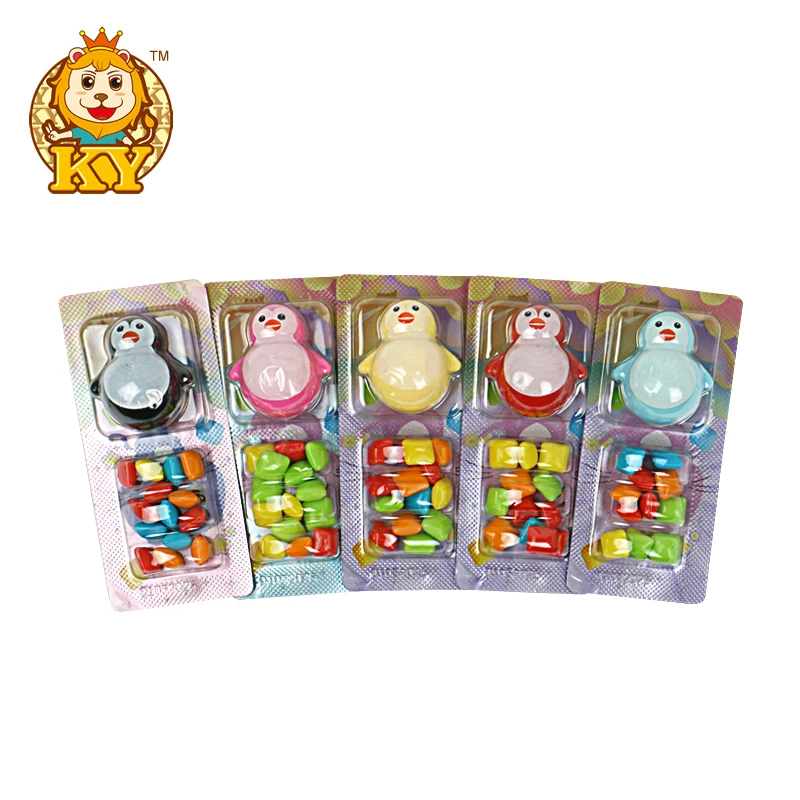 Manufacturer wholesale plastic funny penguin toys with colorful chewy bubble gum