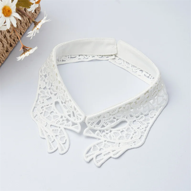Customized High Quality Polyester Openwork Embroidery Designs Lace Fake Collar For Women Garment Accessories