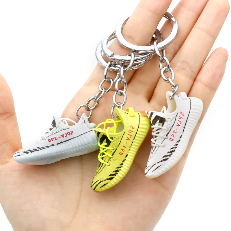High quality fashion keychain 1:6 Mini shoes Keychain for 3D mini sneakers key chain for yeezy 350