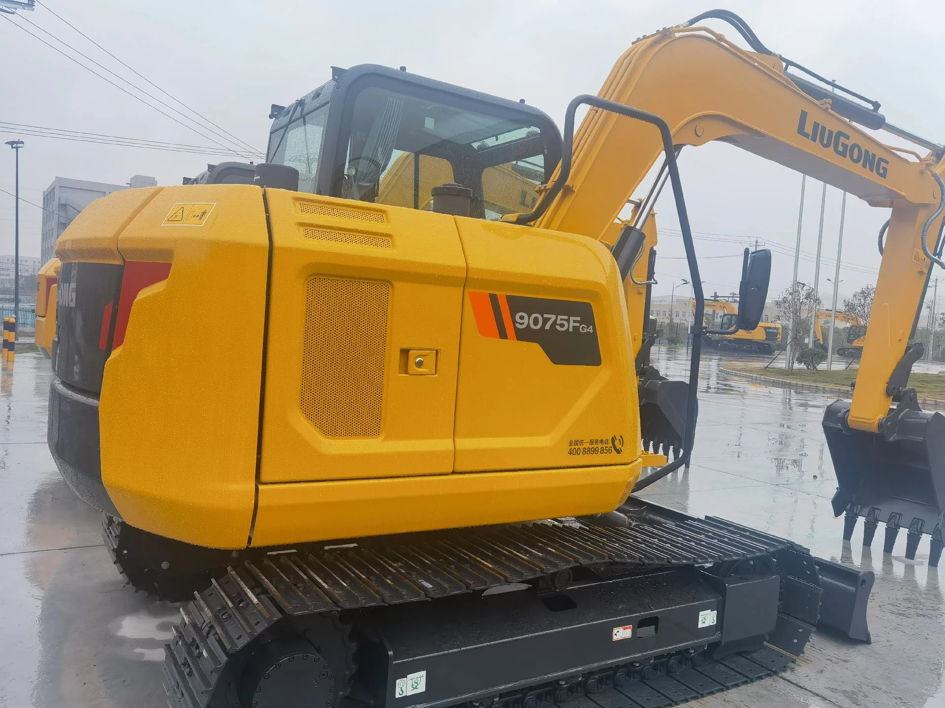 7.5Ton Liugong Mini Crawler Excavator 9075F With Yanmar Engine Mini Digger