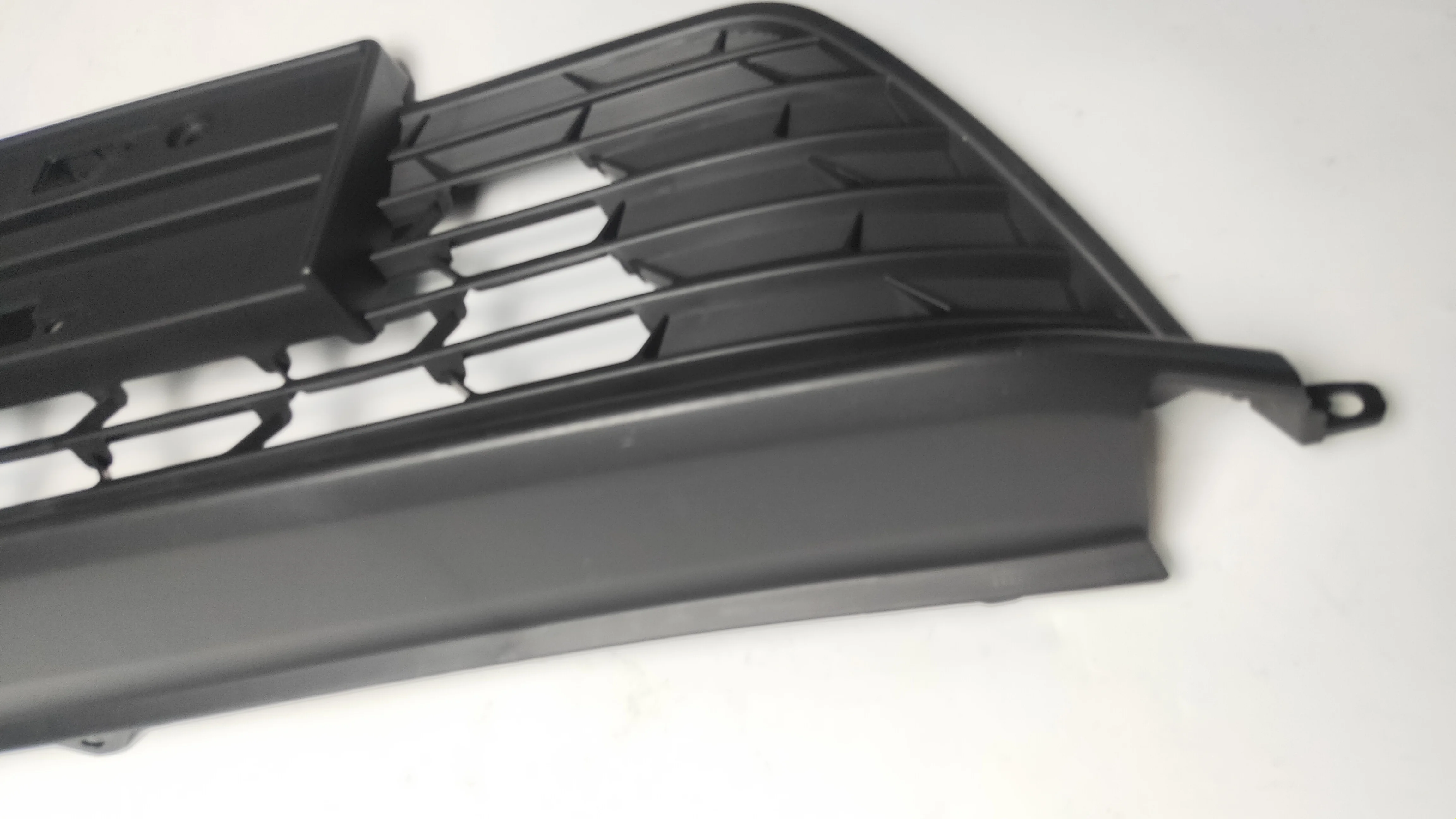 Передний бампер под решеткой для honda civic