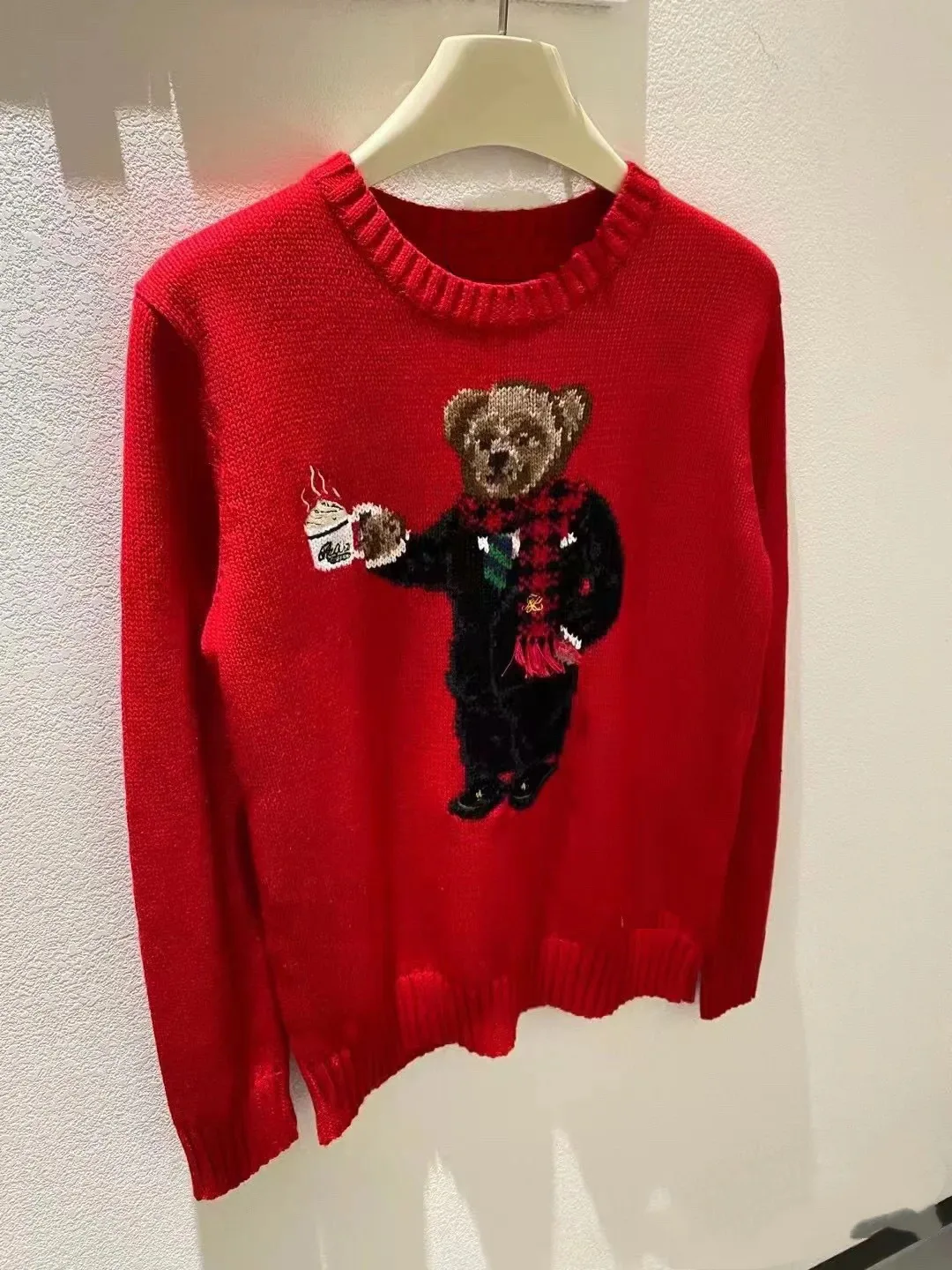 RL Classic Heavy Industry Cartoon Coffee Bear Embroidery Pattern Round Neck Red Knitted Sweater