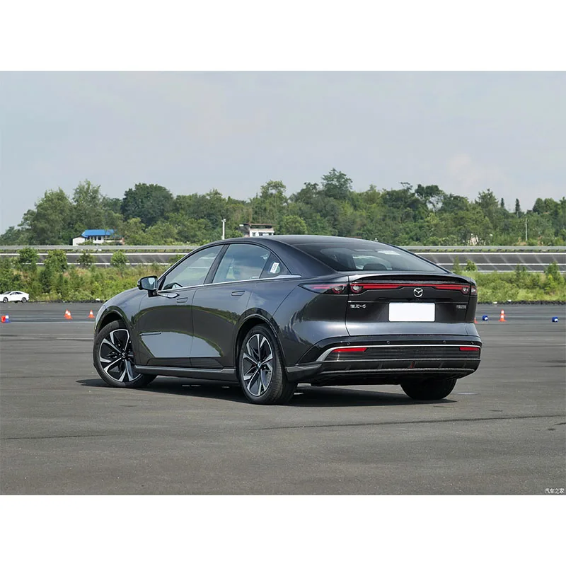 Mazda Left Hand Drive Electric Car Changan Mazda Ez-6 Ev Electric Vehicle New Energy Car 480km/600km