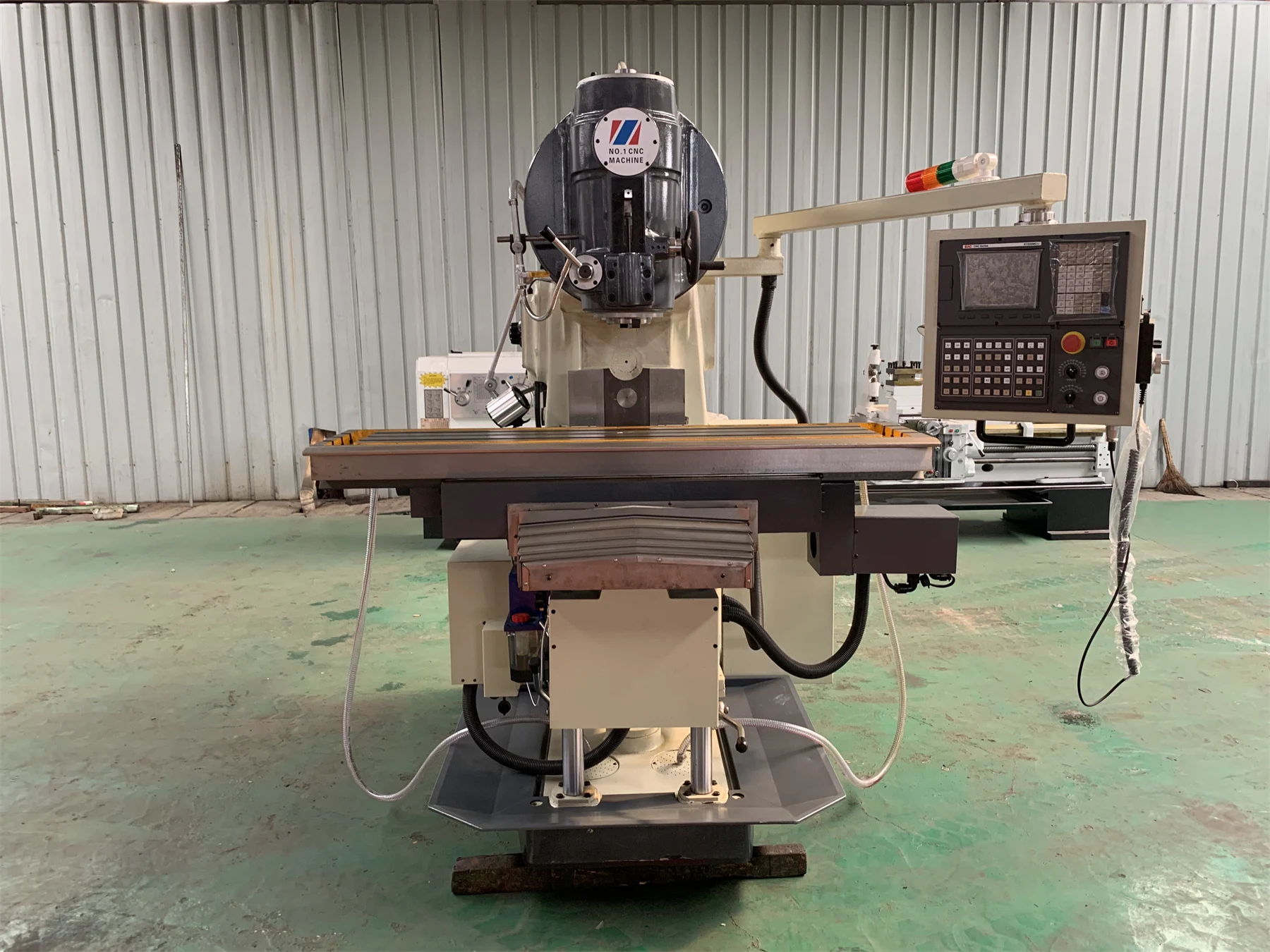 Milling Machine Cnc 5 Axis XK5040 Milling Machine Used for machining mechanical parts