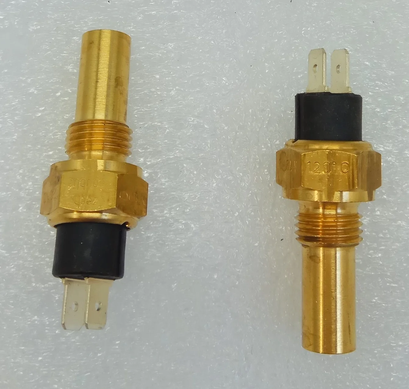 Подлинный датчик температуры VDO 323-805-001-001 морской M14X1.5 0-120C