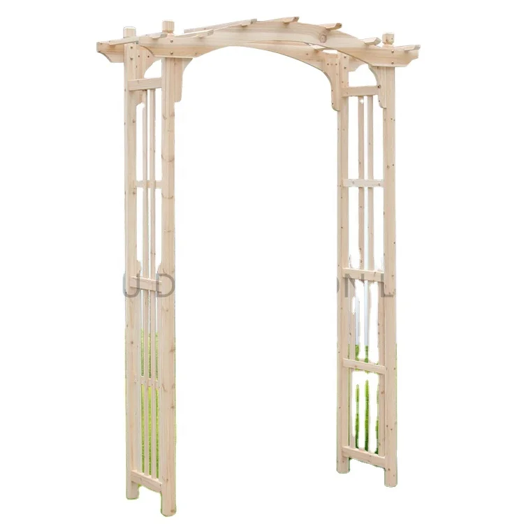 Деревянная арка для свадьбы на открытом воздухе