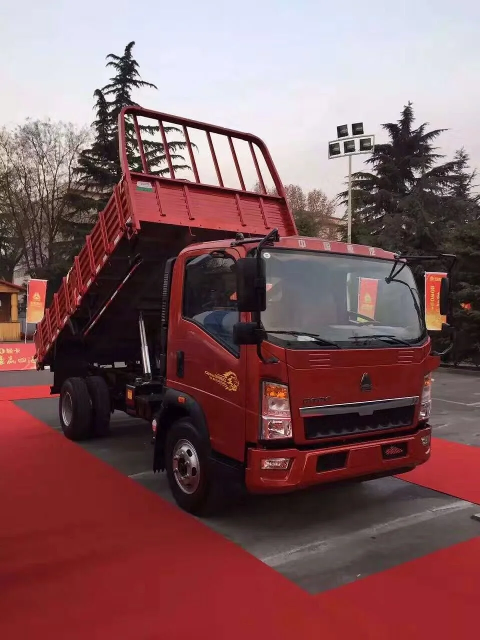 New 3 ton mini 4x2 dump trucks for sale