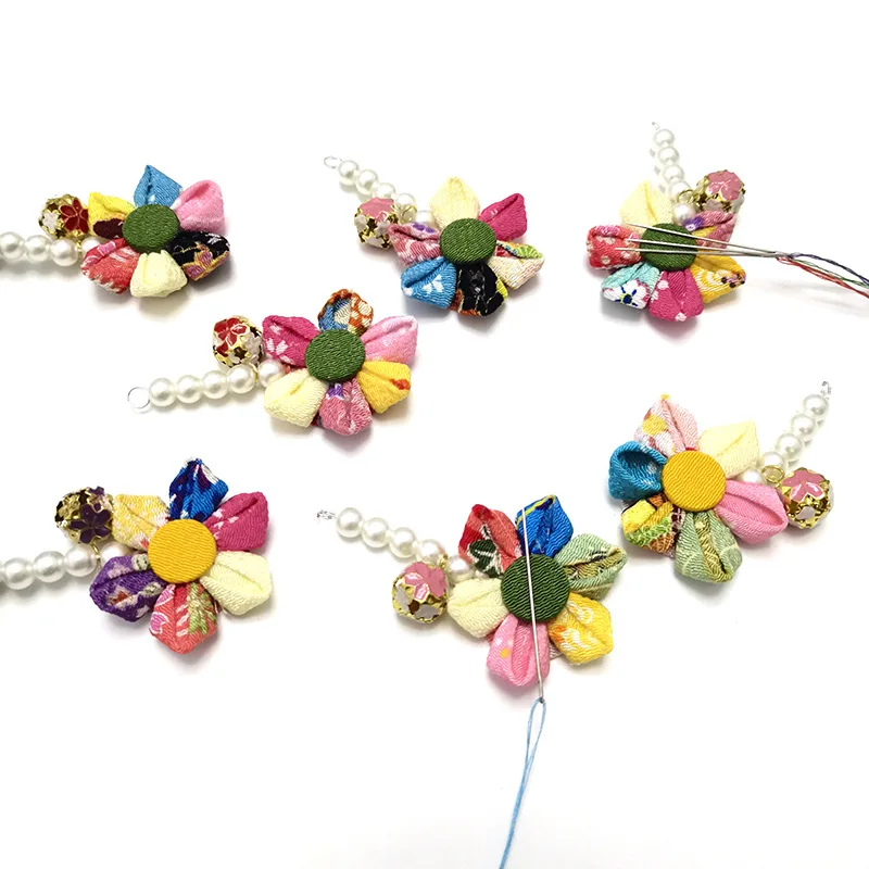 Lovely Flowers Magnetic Suction Needle Tool Combination Hand Sewing Cross Stitch Thread for Home Decor