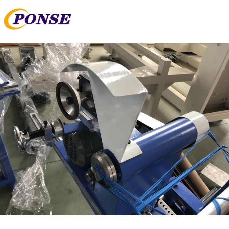 Автоматическая машина для резки рулонов ткани