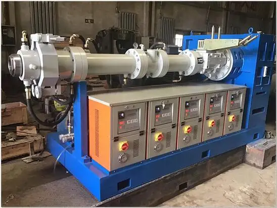 
Vacuum pin-barrel cold feed rubber rolls extruder 