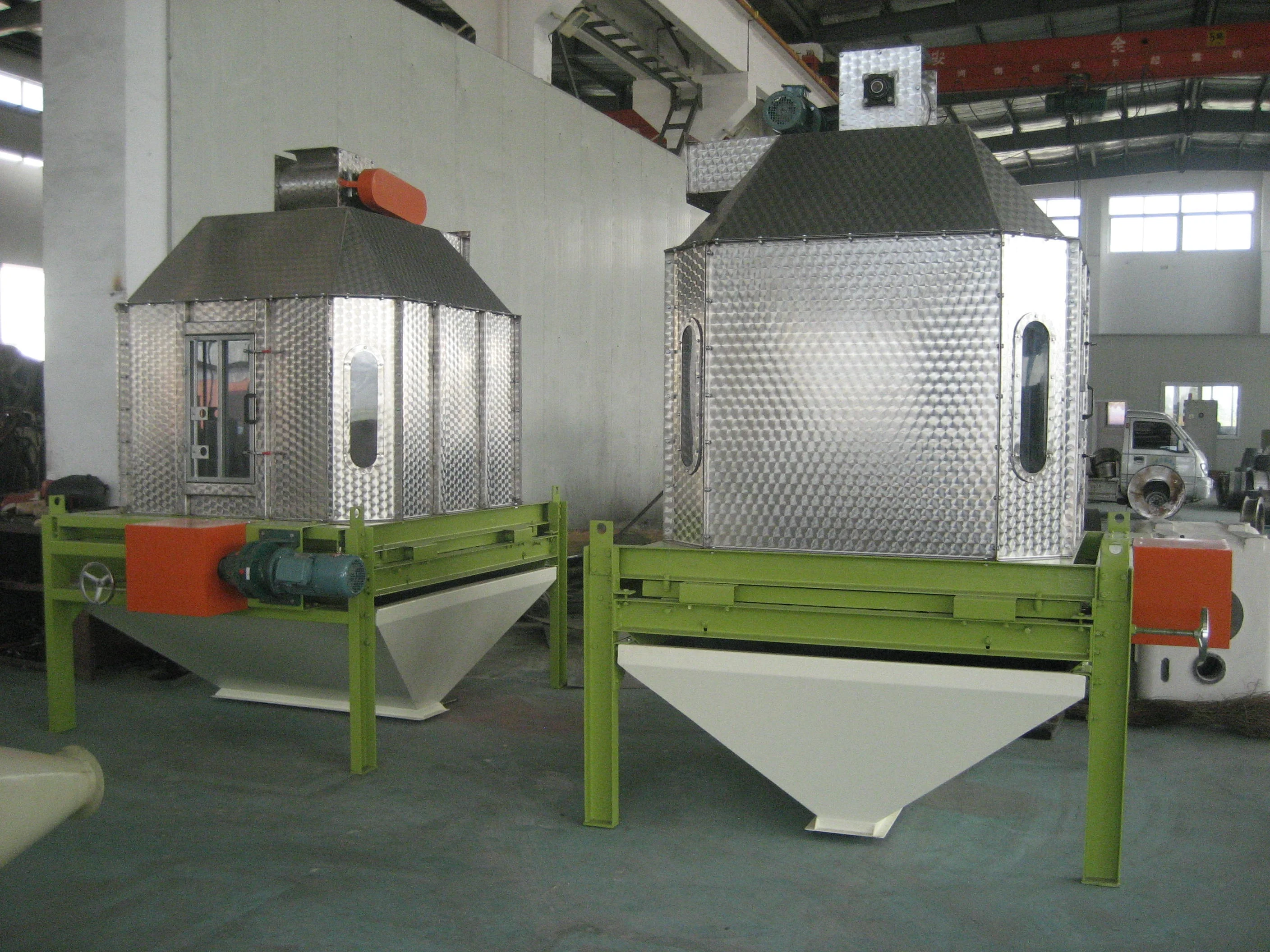 Rongda SKLN6 Wood Pellets Cooler Machine Outlet Wood / Pellet Feed Counterflow Cooler